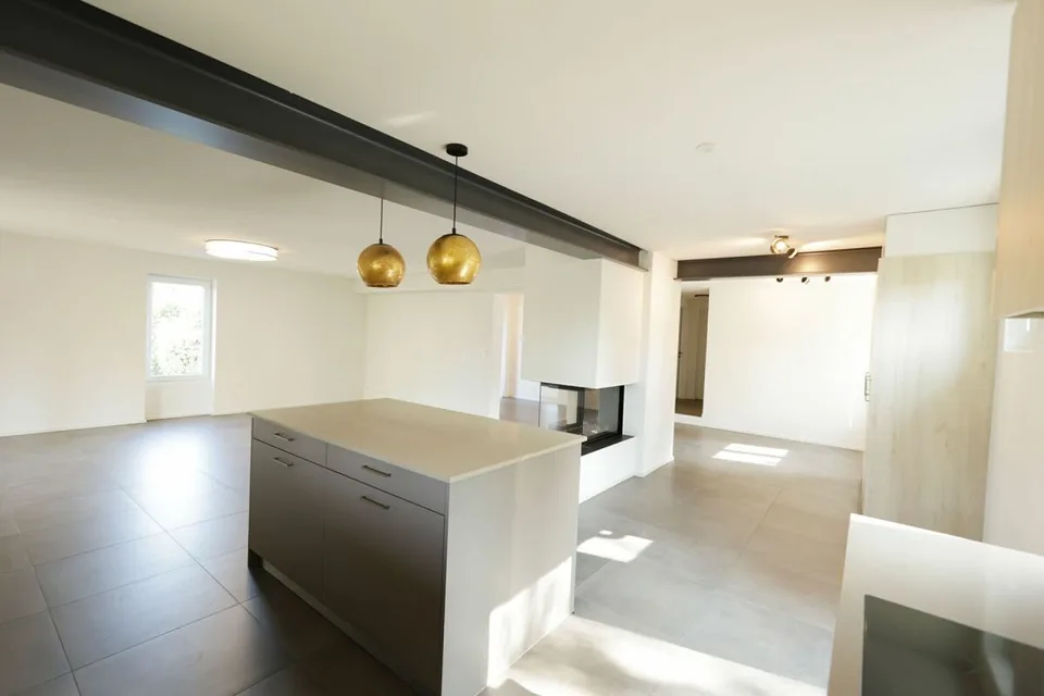Vier-Zimmer-Haus mit 900 m2 Grundstück - Ideal für ein Paar – Foto 4 von 17