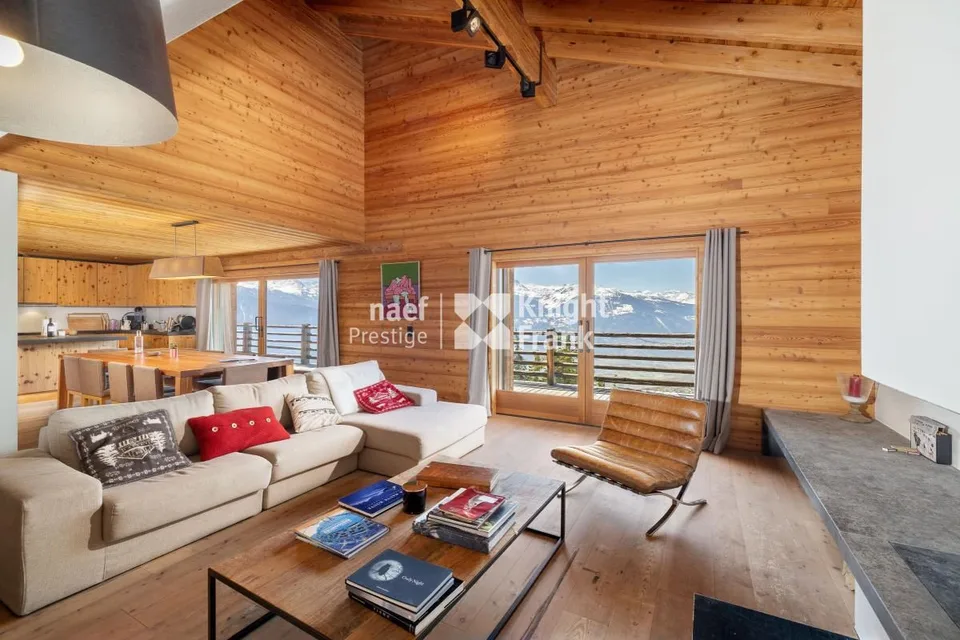 Außergewöhnliches Chalet in Aminona – Foto 3 von 10