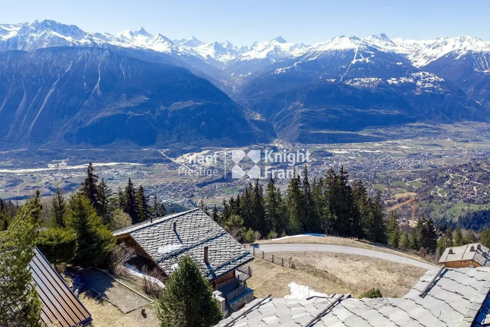 Außergewöhnliches Chalet in Aminona – Foto 2 von 10