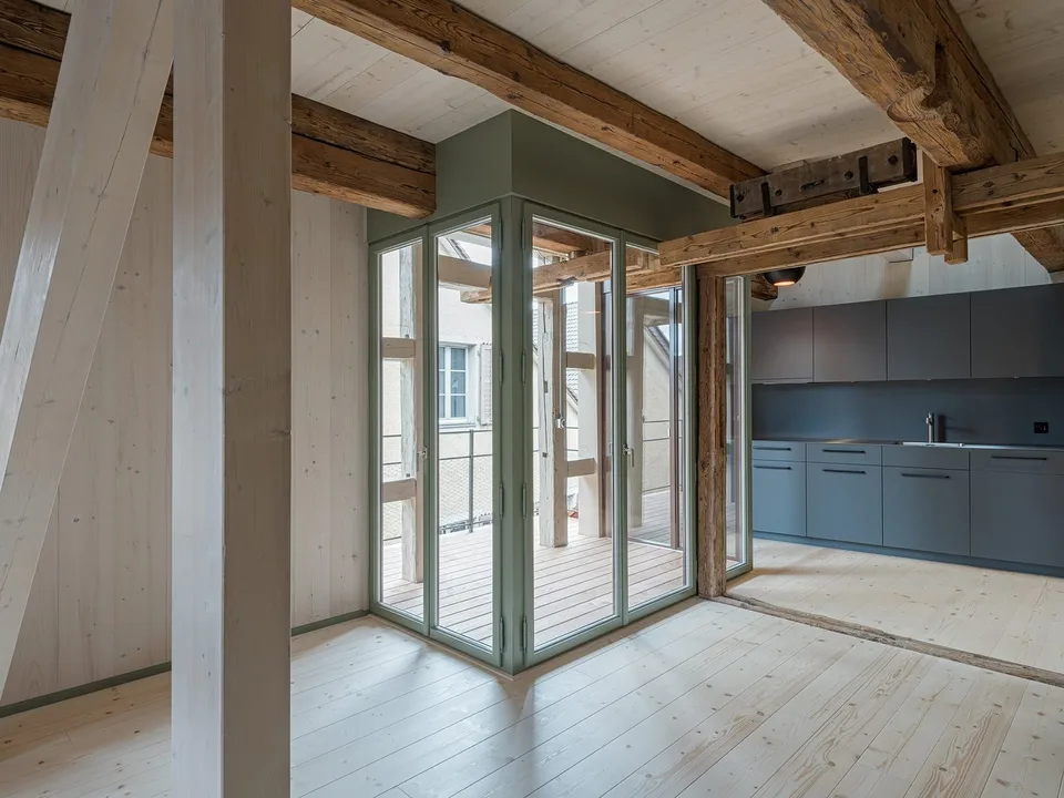 3.5-Room Maisonette with Loggia in Bremgarten – photo 4 of 12