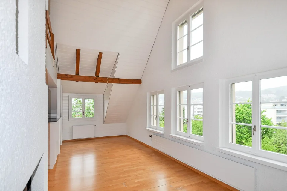 Charmant appartement de 3,5 pièces en maisonnette dans un immeuble ancien à Affoltern am Albis – photo 3 sur 11