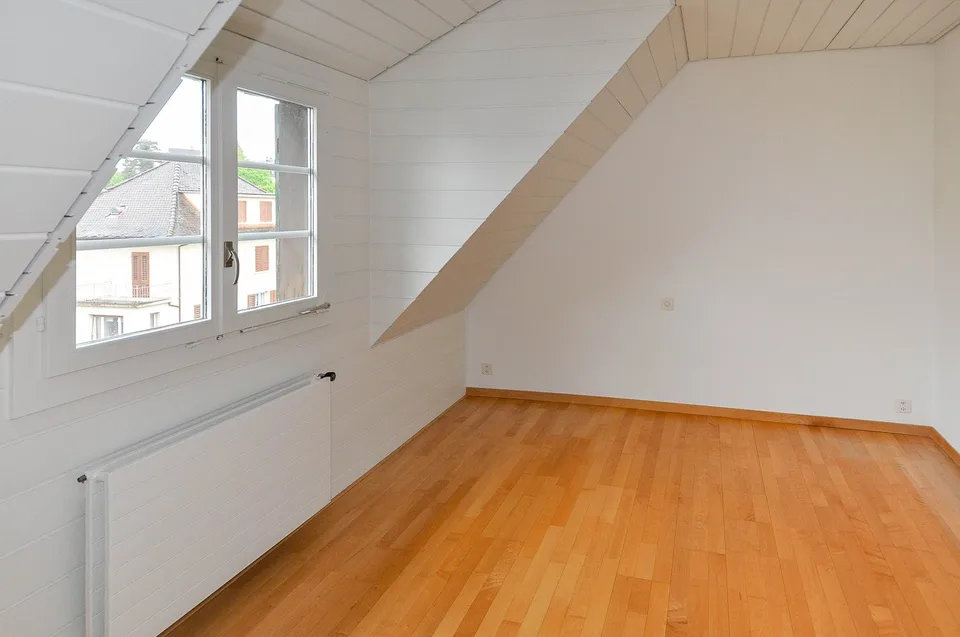 Charmant appartement de 3,5 pièces en maisonnette dans un immeuble ancien à Affoltern am Albis – photo 6 sur 11