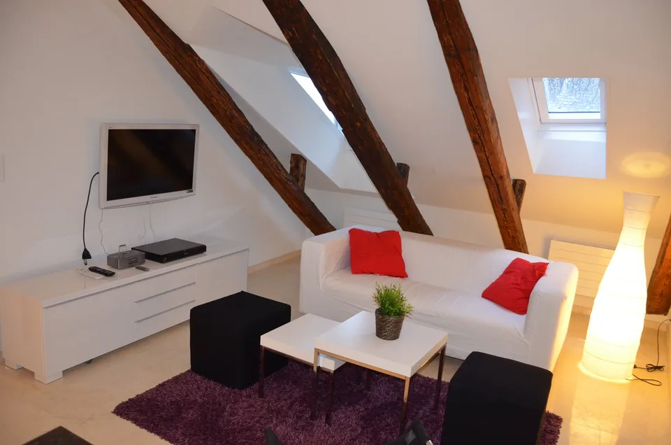 Small, practical, and high-quality apartment in the old town – photo 3 of 8
