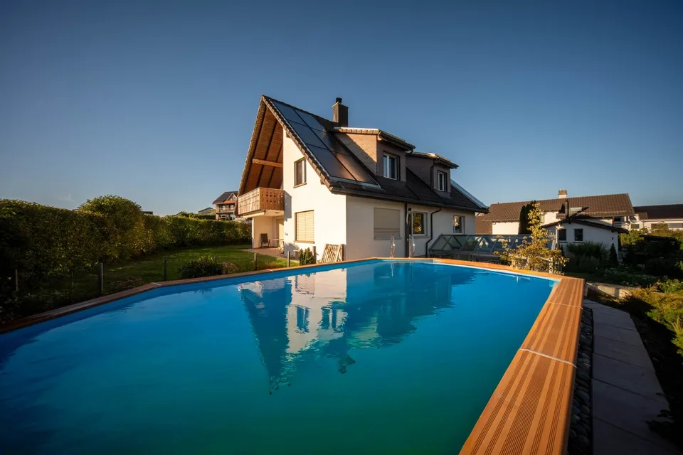 Maison de famille avec une vue lointaine et des possibilités de conception personnelle – photo 5 sur 5