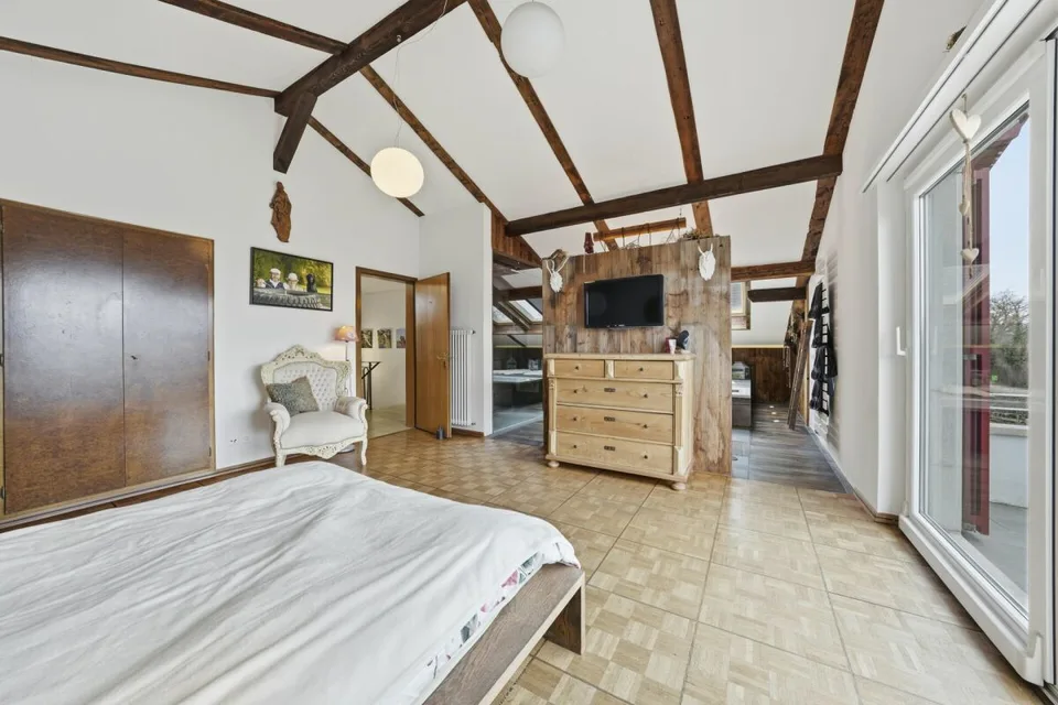 Tenuta unica con piscina naturale, vigneto e oasi di spa in una posizione da sogno a Klingnau – foto 22 di 30