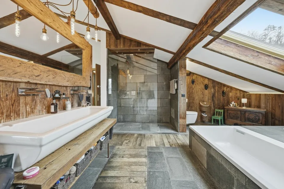 Tenuta unica con piscina naturale, vigneto e oasi di spa in una posizione da sogno a Klingnau – foto 24 di 30