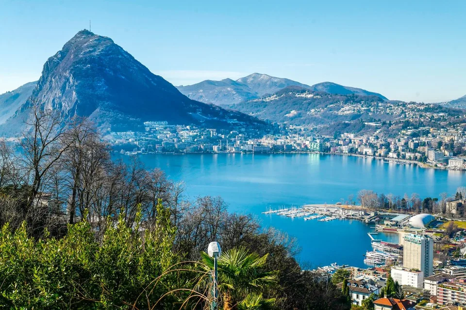 Neue geräumige 4.5-Wohnung mit Seeblick und Garten – Foto 10 von 10