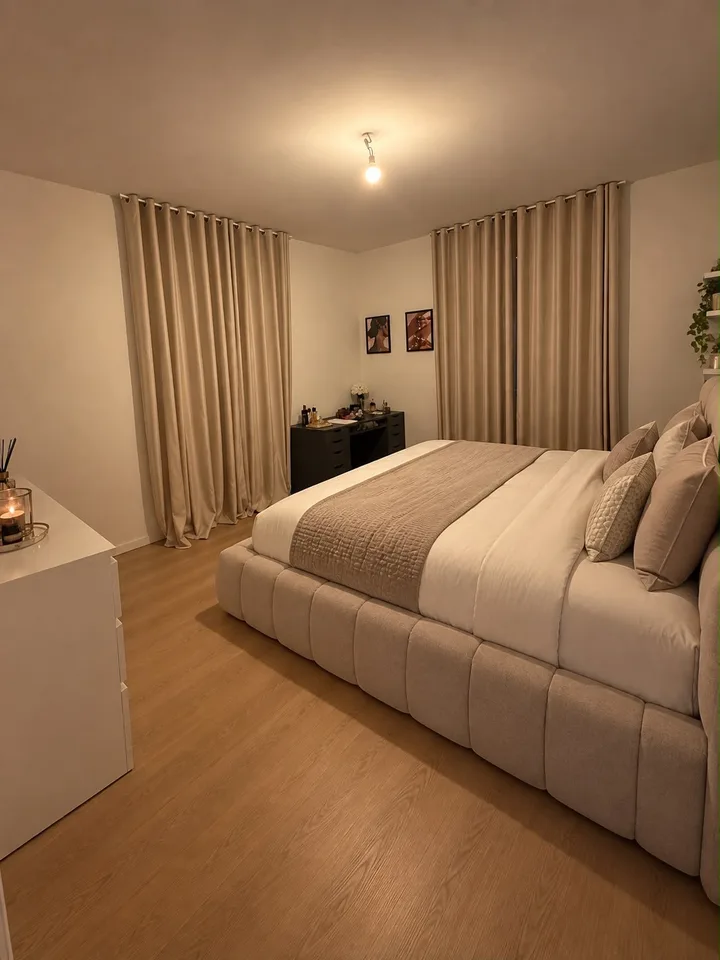 Meraviglioso appartamento di 4.5 locali con piccolo balcone e terrazza comune – foto 3 di 9