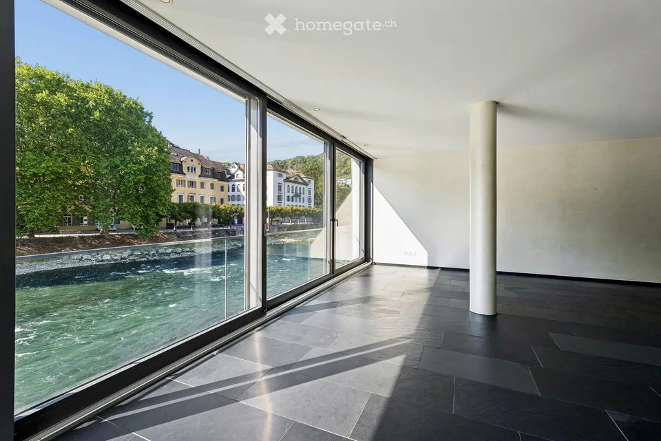 Repräsentatives Wohnen auf 168m2 direkt am Fluss: 3.5 Zimmer in Ennetbaden – Foto 10 von 13