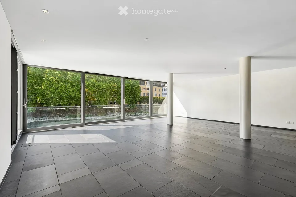 Repräsentatives Wohnen auf 168m2 direkt am Fluss: 3.5 Zimmer in Ennetbaden – Foto 9 von 13