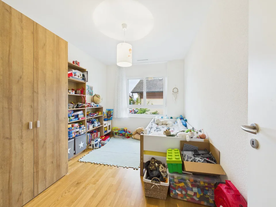 Familienwohnung mit 4,5 Zimmern in Echallens – Modern und zugänglich – Foto 8 von 12