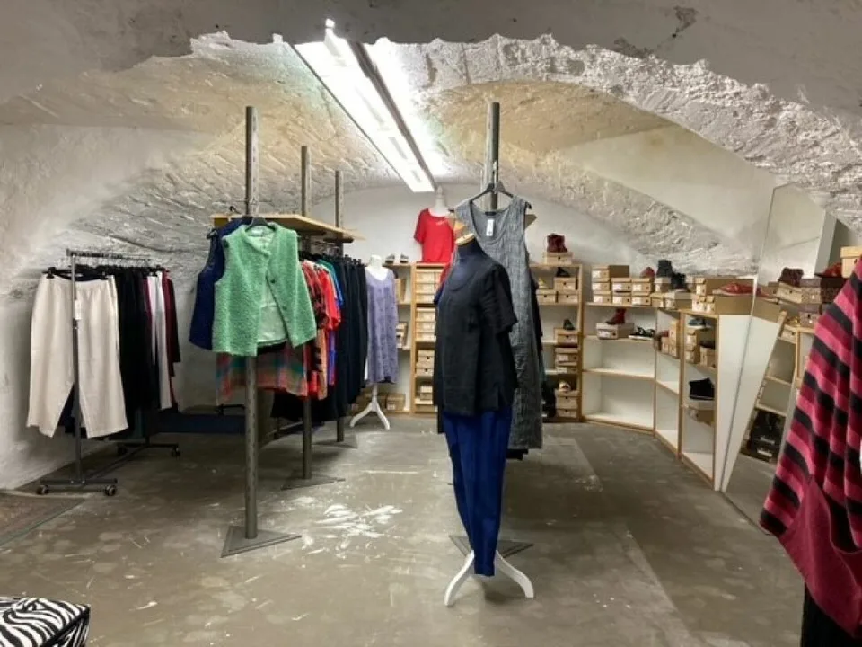 Espace commercial imposant au cœur de la vieille ville – photo 5 sur 7