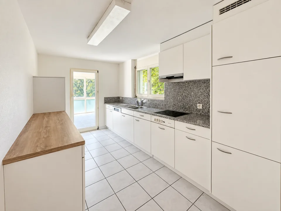 Appartamento di 4.5 locali curato con serra e balcone – foto 5 di 11