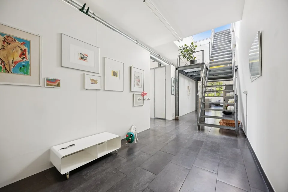 Unique loft with surrounding area – photo 6 of 12