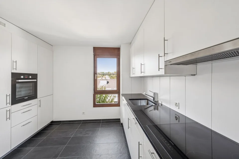 Charmante 3.5-Zimmerwohnung mit sonnigem Balkon – Foto 5 von 9