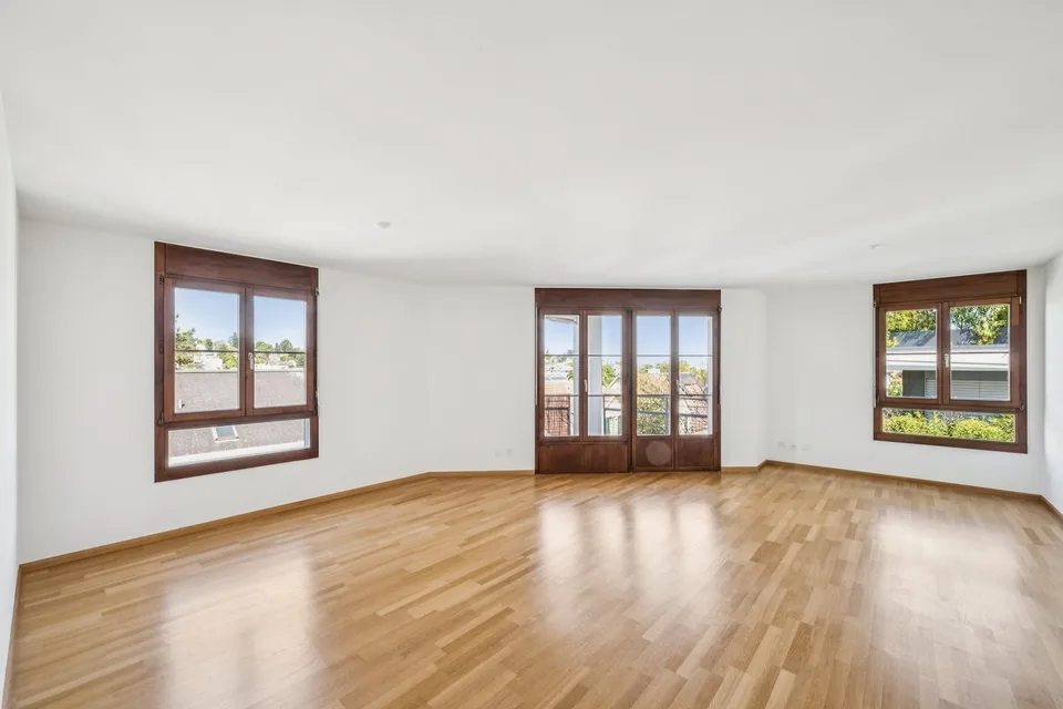 Charmante 3.5-Zimmerwohnung mit sonnigem Balkon – Foto 2 von 9