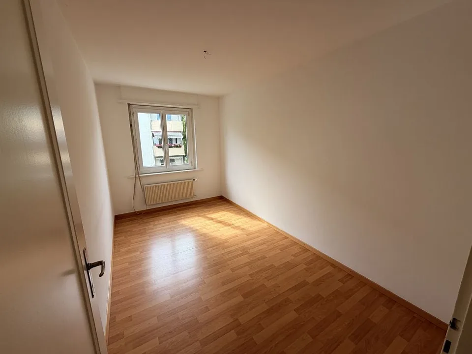 Appartamento di 3 camere al 1° piano sinistro – foto 5 di 7
