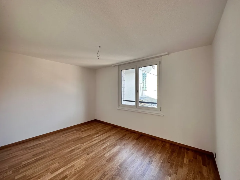Moderne (saniert 2024) und helle 3.5 Zi.-Whg. im schönen Burgdorf – Foto 9 von 13