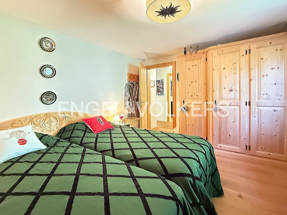 Exklusive Dach-Maisonette mit Chalet-Flair – Foto 6 von 8