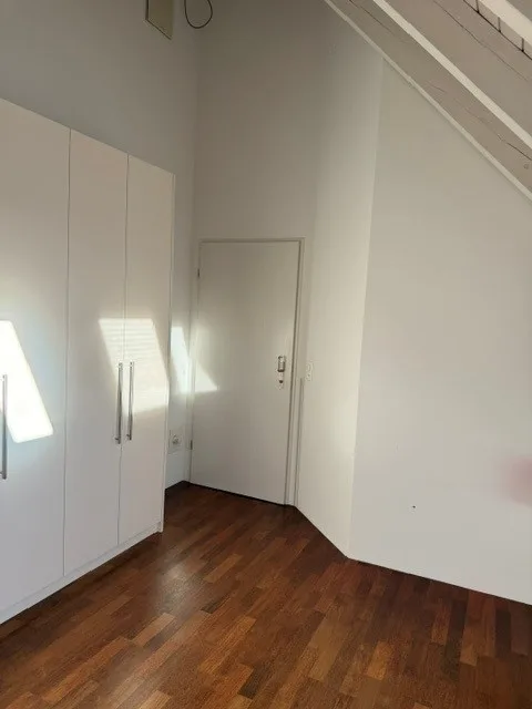 3 1/2-Zimmer-Maisonette-Wohnung mit traumhafter Weitsicht mitten im Golfparadies – Foto 23 von 30