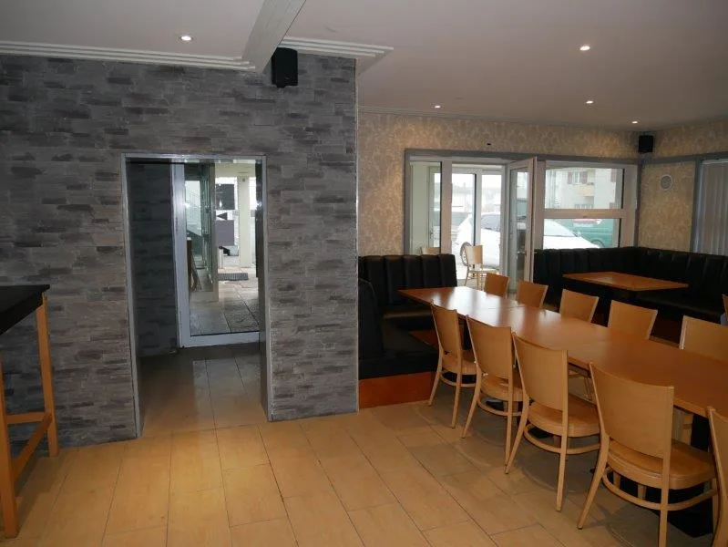 Proprietà commerciale / Bistro & Ristorante sulla Bahnhofstrasse a Seewen SZ – disponibile dal 2027 – foto 6 di 21