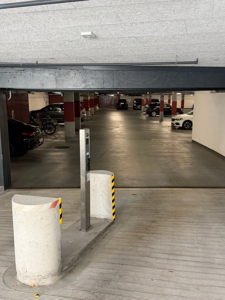 Underground Parking Space for Rent in Adliswil – photo 4 of 7