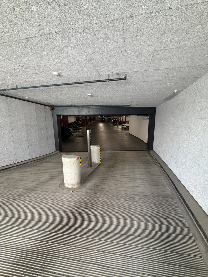 Underground Parking Space for Rent in Adliswil – photo 3 of 7