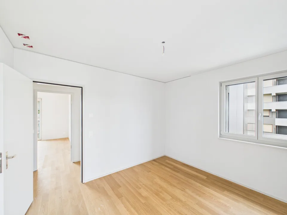 Familienfreundliche 3.5-Zimmer-Neubauwohnung mit Kindergarten im Areal – Foto 8 von 12