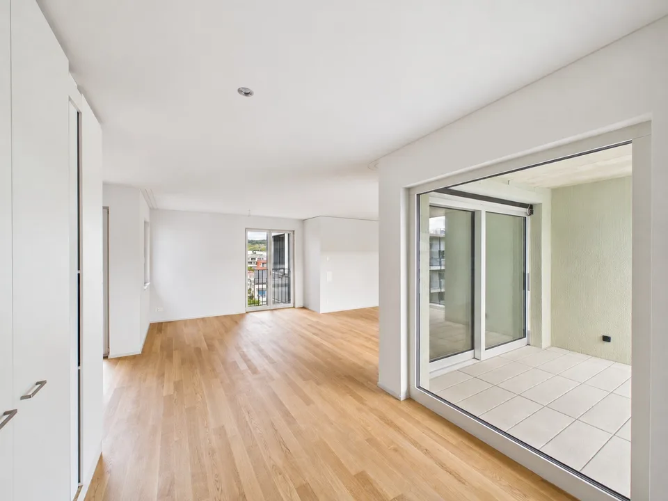 Familienfreundliche 3.5-Zimmer-Neubauwohnung mit Kindergarten im Areal – Foto 2 von 12