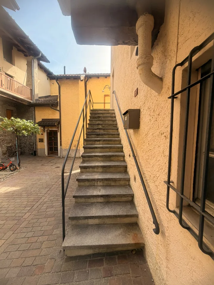 Appartement mit Terrasse in Bioggio – Foto 2 von 17
