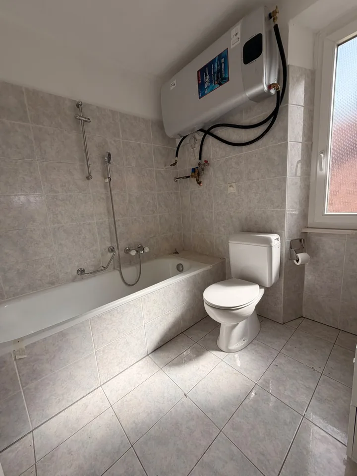 Appartement mit Terrasse in Bioggio – Foto 9 von 17