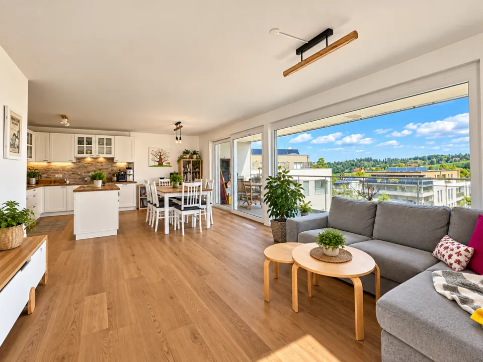 Magnifique appartement de 4.5 pièces avec terrasse – photo 2 sur 14