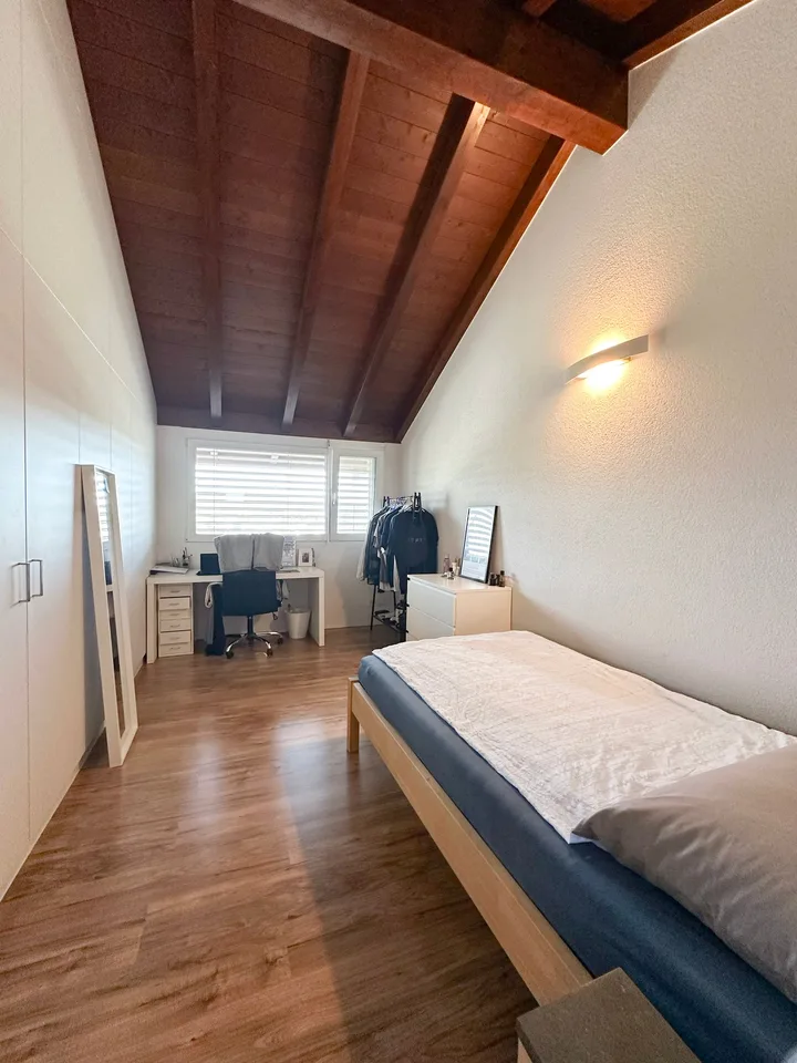 Spacieuse maison unifamiliale 5.5 pièces avec terrasse panoramique à Strengelbach – photo 10 sur 14