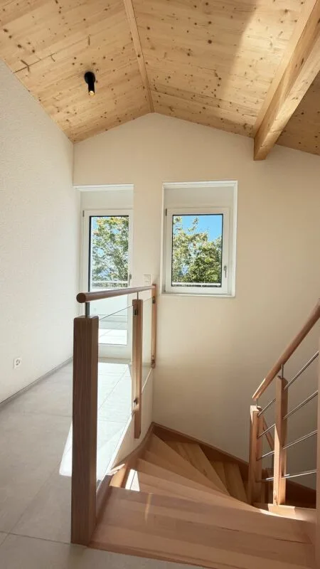 Über den Dächern von Oberwil - Maisonette mit Weitsicht, Eckbalkon und Dachterrasse – Foto 10 von 16