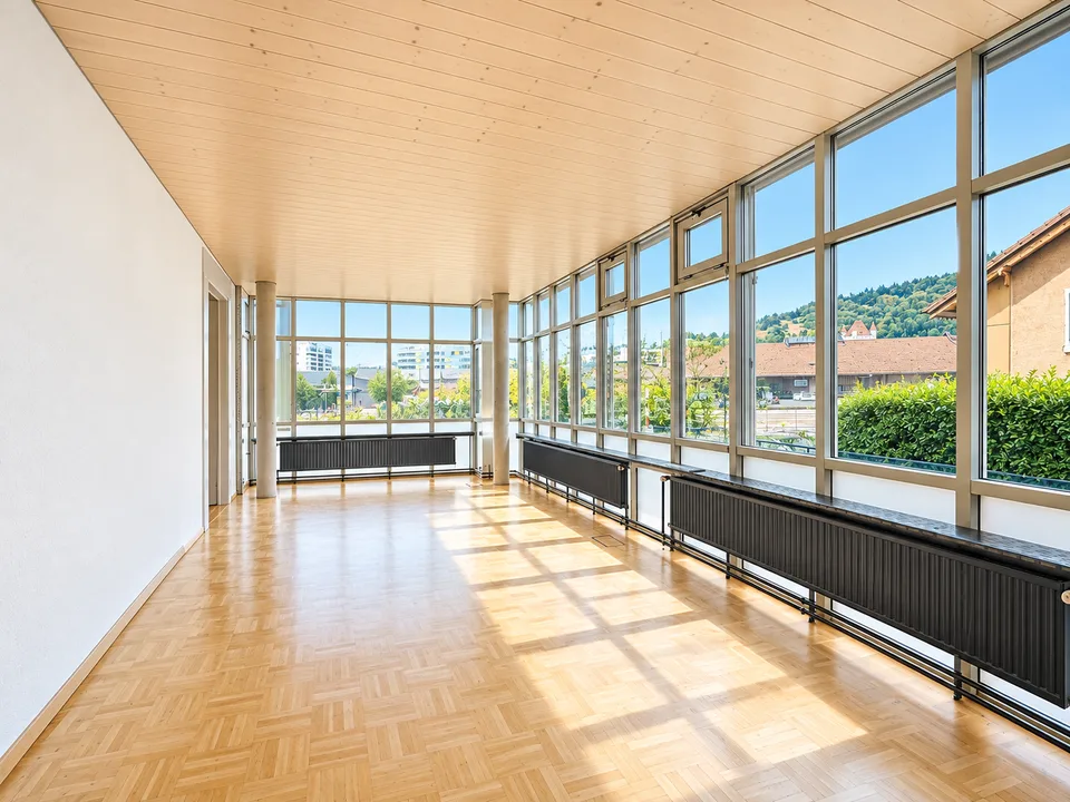 Espaces de bureaux représentatifs à Thun (111m2 - 222m2) – photo 3 sur 13
