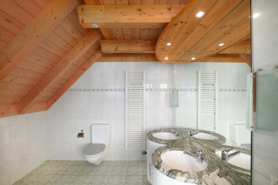 144 m² living space with gallery and plenty of room for your ideas – photo 11 of 20