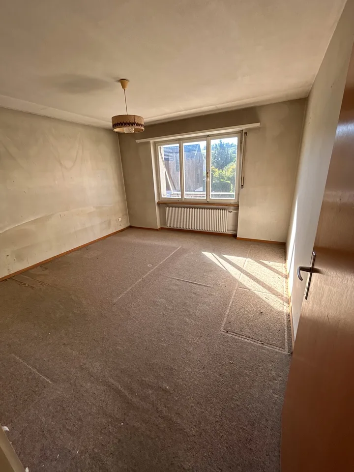 Proprietà con potenziale di ristrutturazione o per nuova costruzione – foto 5 di 13