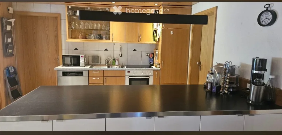 3 bedroom apartment on the 1st floor – photo 2 of 2