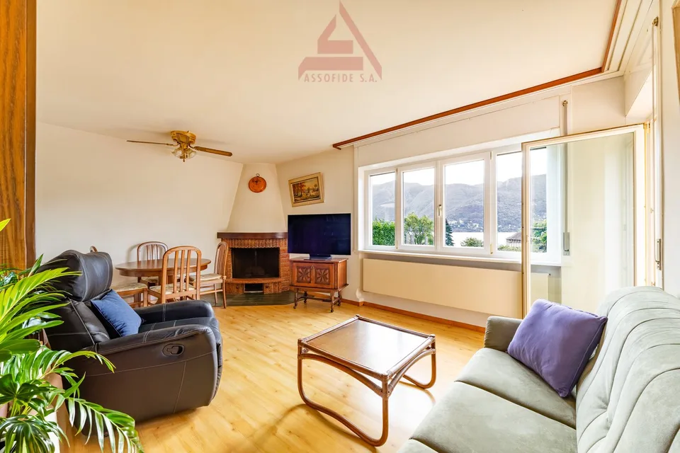 Appartamento con vista a Brissago / Wohnung mit Aussicht in Brissago – Foto 2 von 12