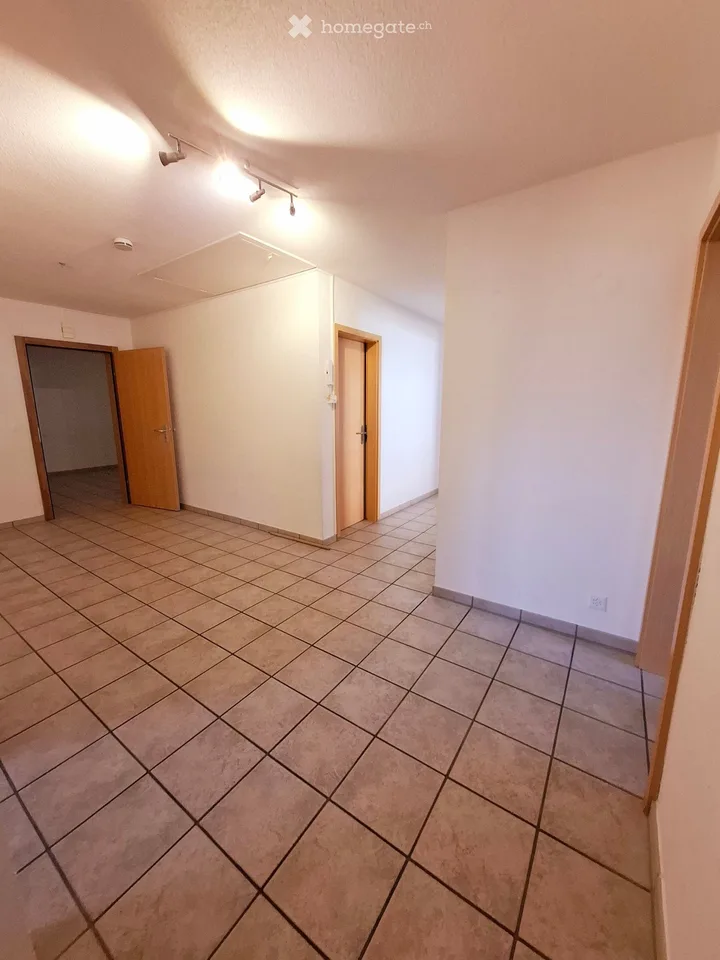 Zu vermieten 5.5-Zimmer-Wohnung in Prêles – Foto 4 von 5