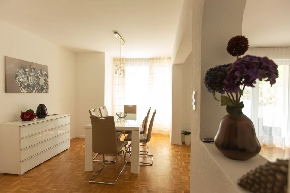 Möblierte 4-Zimmer-Wohnung mit Service und Balkon - Stadtzentrum Zürich – Foto 10 von 12
