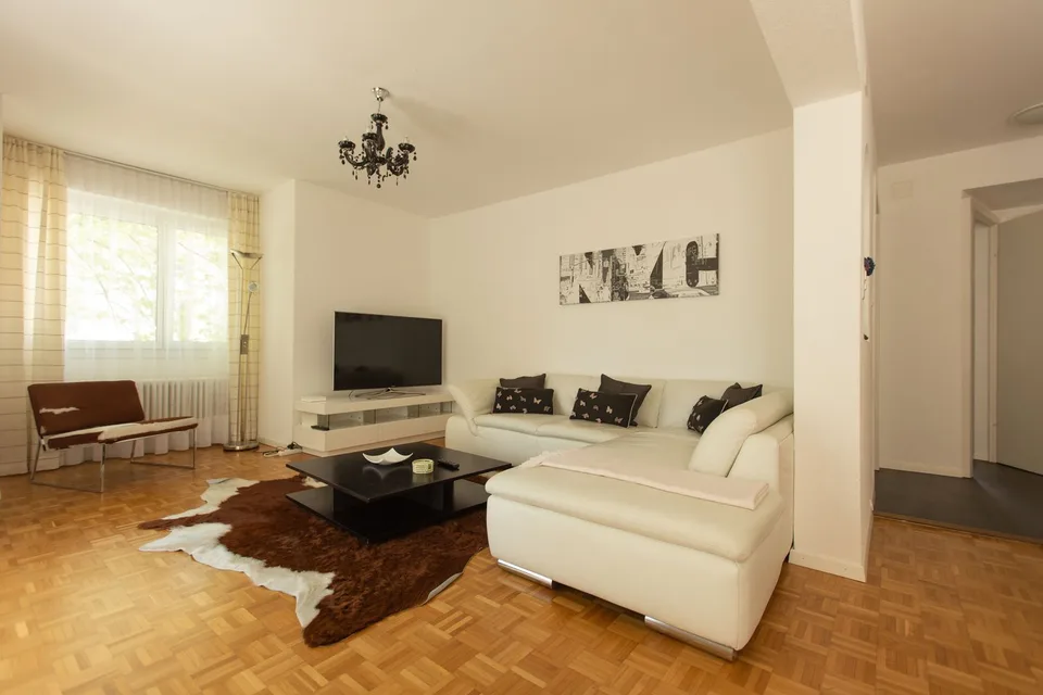 Möblierte 4-Zimmer-Wohnung mit Service und Balkon - Stadtzentrum Zürich – Foto 8 von 12