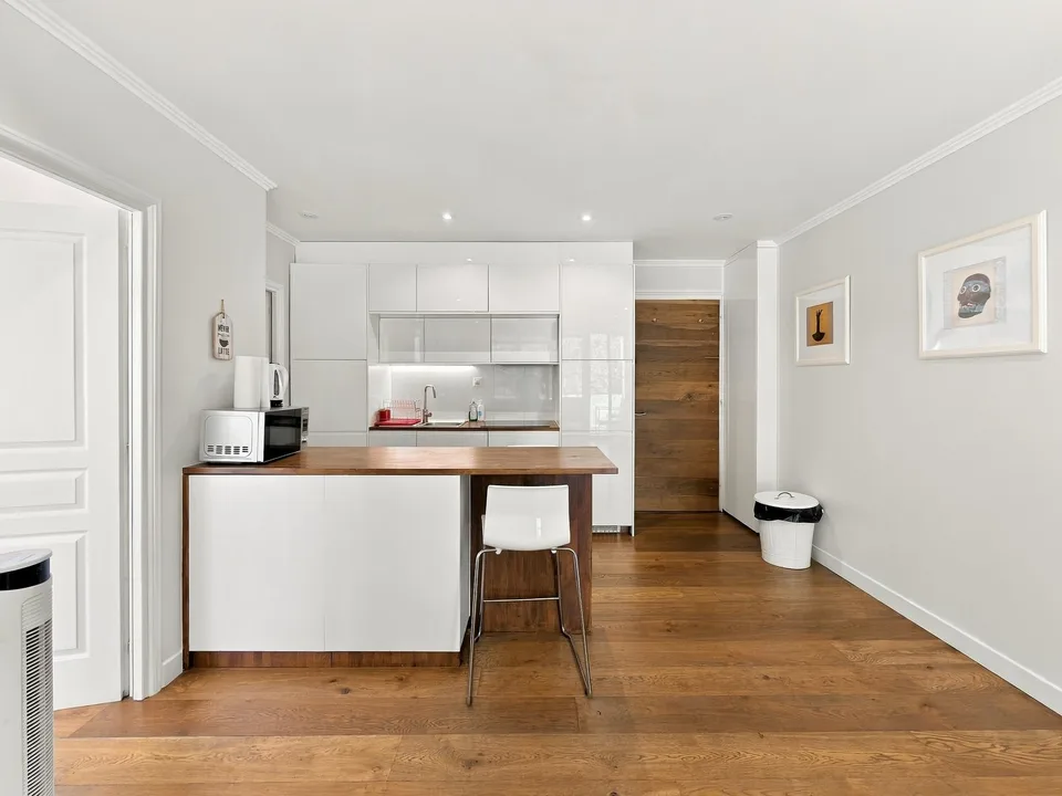 Charmant appartement de 3 pièces meublé avec terrasse – Rue Liotard, Genève – photo 12 sur 15
