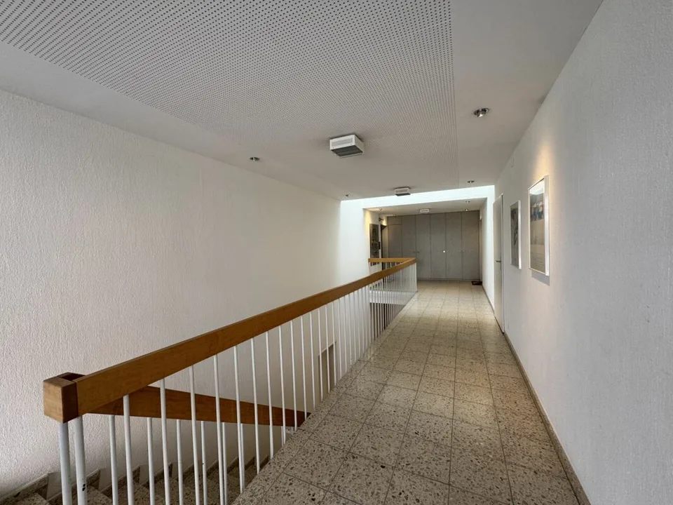 VITA FAMILIARE CON VISTA PANORAMICA - SPAZIO DI VITA SU DUE LIVELLI – foto 4 di 19