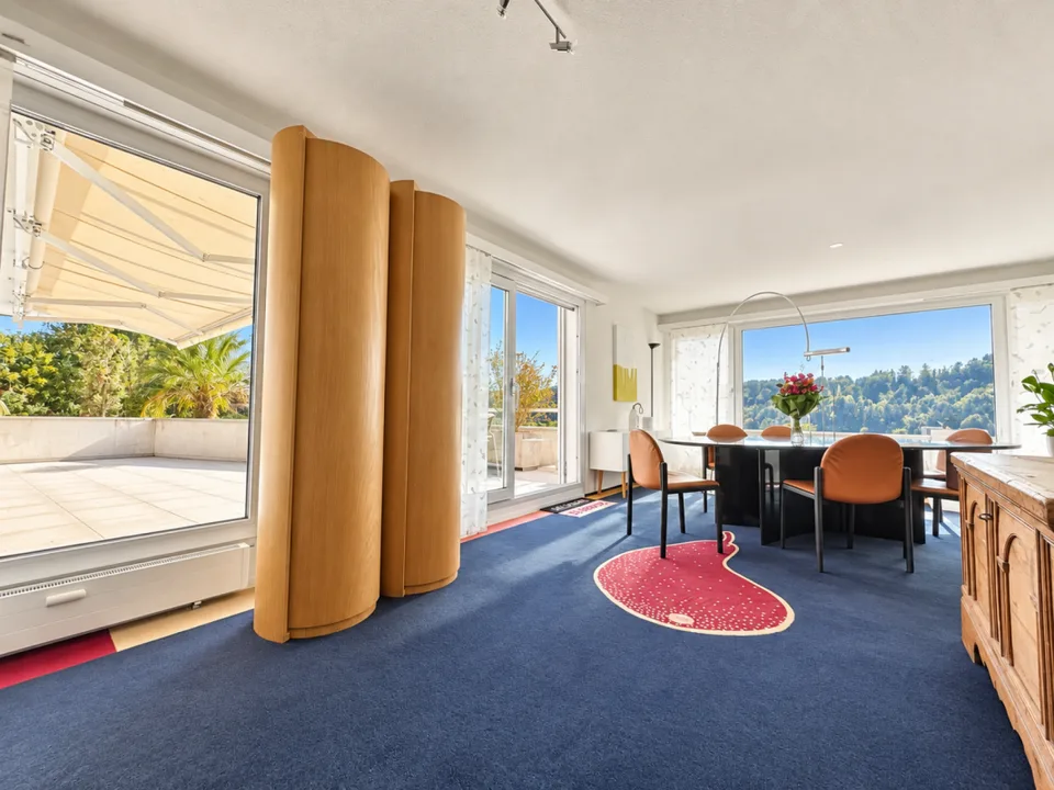 VITA FAMILIARE CON VISTA PANORAMICA - SPAZIO DI VITA SU DUE LIVELLI – foto 6 di 19
