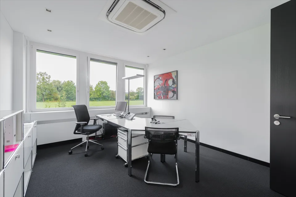 Hochwertige repräsentative Büroflächen möbliert – Foto 5 von 7