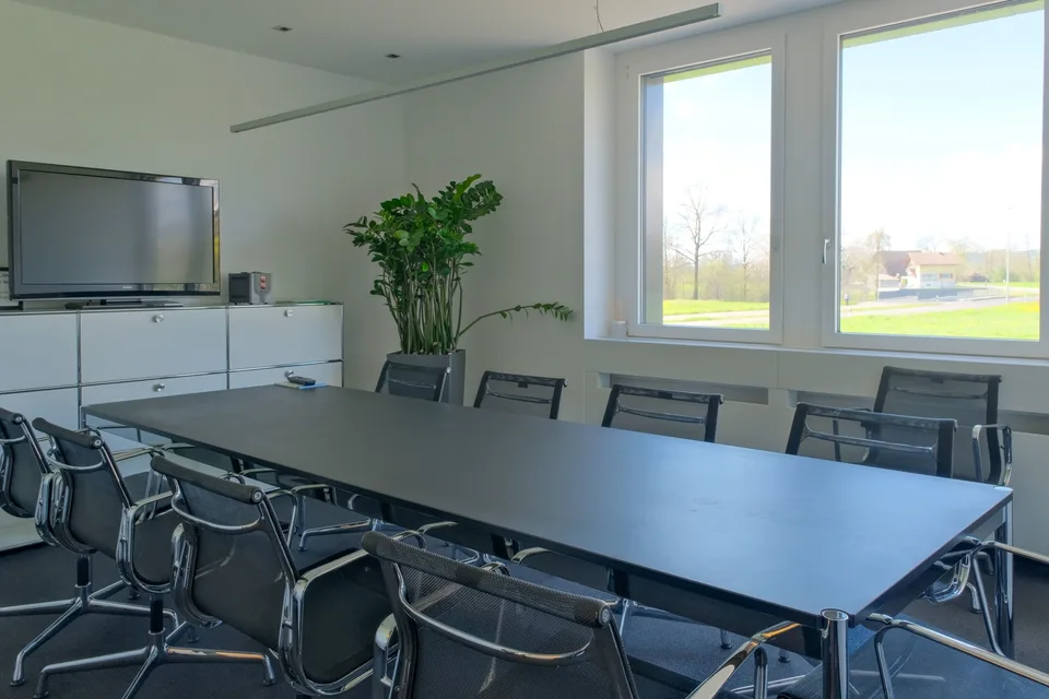 Hochwertige repräsentative Büroflächen möbliert – Foto 4 von 7