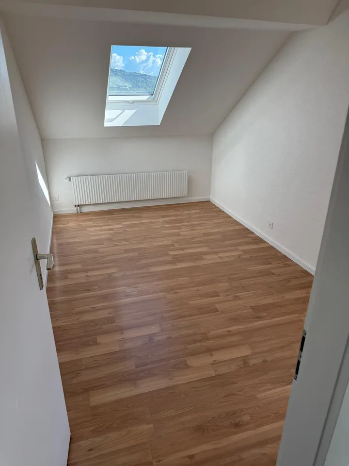 Four-room apartment on the third floor – photo 5 of 6