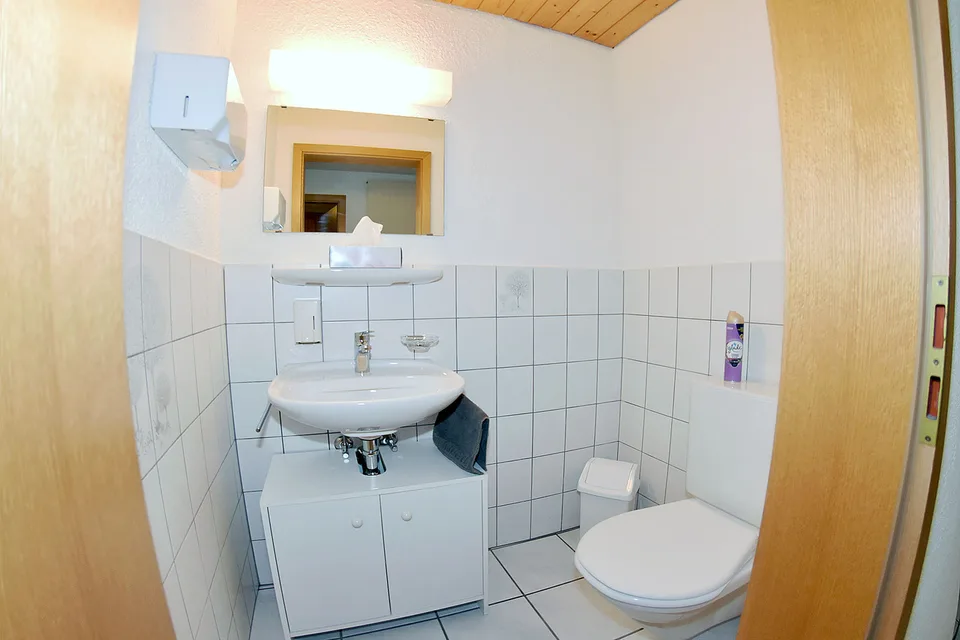 Eigener Coiffeur-/Beauty-Salon: eingerichtet + bezugsbereit – Foto 11 von 13