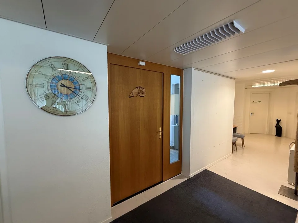 Locali di ufficio/pratica senza barriere con ascensore in posizione centrale – foto 2 di 8